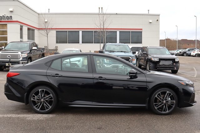 2025 Toyota Camry XSE Hybrid Electric AWD, Low KM!! Toyota Certified Used, Leather Heated / Ventilated Seats, Sunroof-3