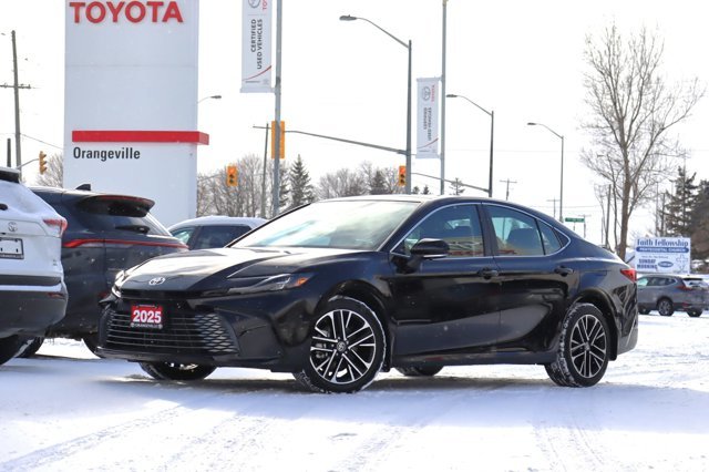 2025 Toyota Camry XLE Hybrid Electric AWD, Low KM!! Clean Carfax, Toyota Certified Used, Leather Heated Seats-0