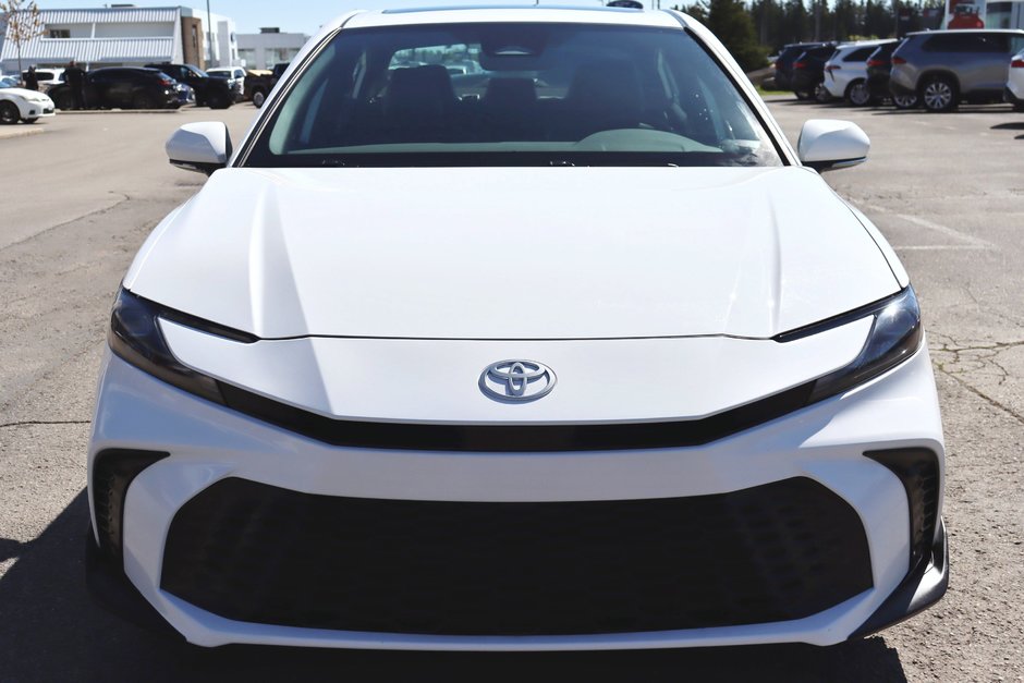 2025 Toyota Camry SE Hybrid Electric, Low KM!! Clean Carfax, Leather Heated Seats / Steering, Sunroof, Adaptive Cruise-4