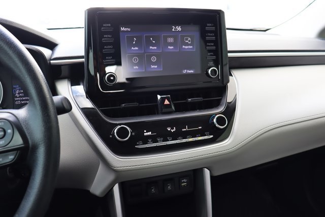 2022 Toyota COROLLA CROSS L AWD, One Owner, Clean Carfax, Dealer Serviced, Heated Front Seats, Android Auto, Apple Carplay-12