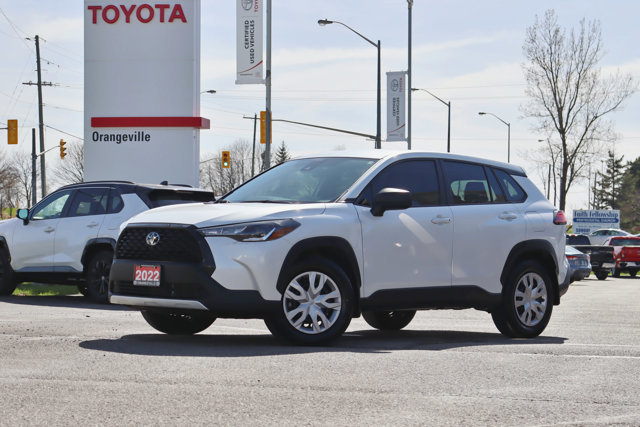 2022 Toyota COROLLA CROSS L AWD, One Owner, Clean Carfax, Dealer Serviced, Heated Front Seats, Android Auto, Apple Carplay-0