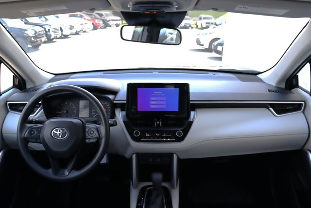 2023 Toyota COROLLA CROSS L AWD, Low KM!! Toyota Certified Used, Clean Carfax, Dealer Serviced, Heated Front Seats-8