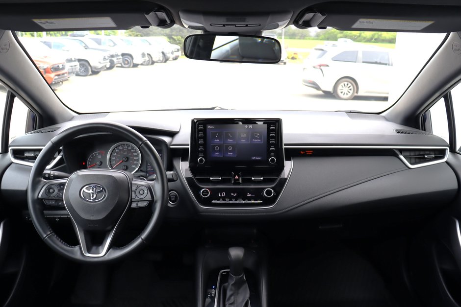 2020 Toyota Corolla SE, Low KM! One Owner, Heated Front Seats, Apple Carplay, Bluetooth, Sport Mode, Blind Spot Monitor-8