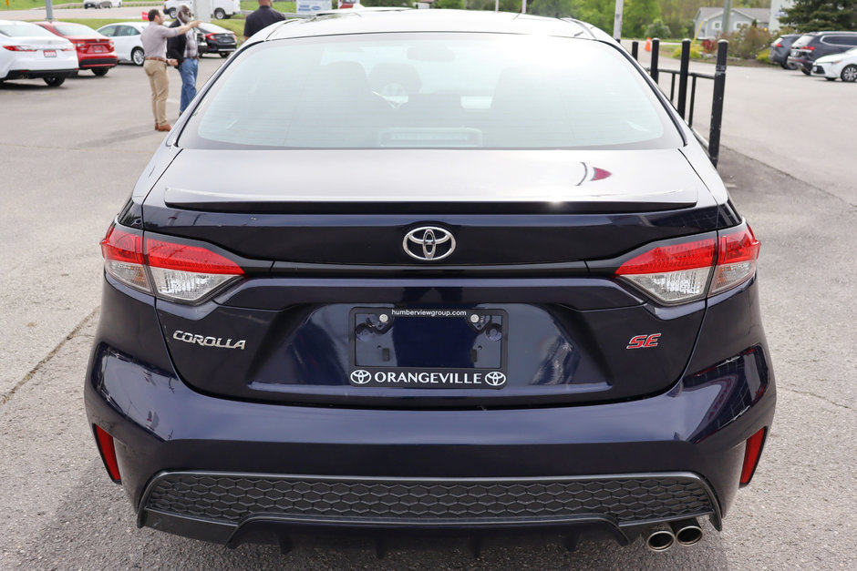 2020 Toyota Corolla SE, Low KM! One Owner, Heated Front Seats, Apple Carplay, Bluetooth, Sport Mode, Blind Spot Monitor-2
