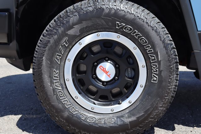 2014 Toyota FJ Cruiser Trail Teams Special Edition, Low KM!! Clean Carfax, Safety Certified, Off-Road Roof Lights-6