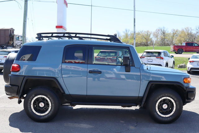 2014 Toyota FJ Cruiser Trail Teams Special Edition, Low KM!! Clean Carfax, Safety Certified, Off-Road Roof Lights-3
