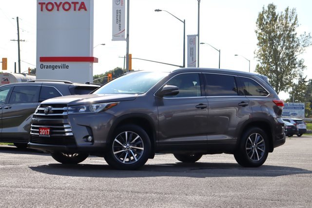 2017 Toyota Highlander XLE AWD, 8 Passengers, Leather Heated Seats, Sunroof, Nav, AWD Lock, Blind Spot, Power Tailgate-0