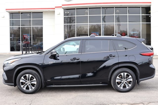 2020 Toyota Highlander XLE Hybrid Electric AWD 8 Passengers, Leather Heated Seats, Sunroof, Power Tailgate, Blind Spot-1