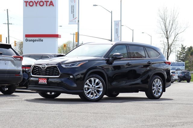 2022 Toyota Highlander Limited AWD, 8 Passengers, Clean Carfax, One Owner, Leather Heated / Ventilated Seats, Pano Sunroof-0