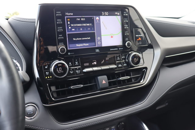 2022 Toyota Highlander Limited AWD, 8 Passengers, Clean Carfax, One Owner, Leather Heated / Ventilated Seats, Pano Sunroof-13