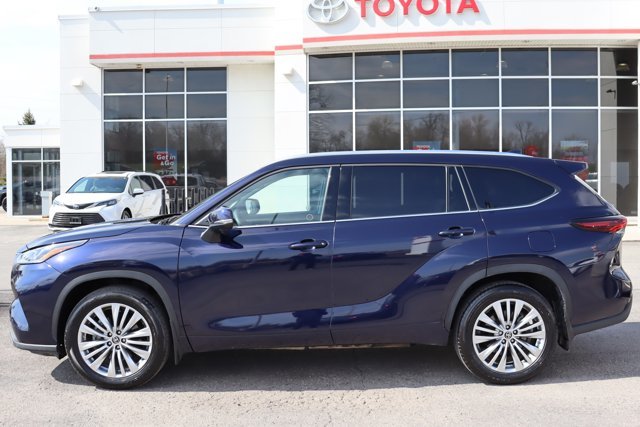 2024 Toyota Highlander Platinum AWD, 7 Passengers, Low KM!! Toyota Certified Used, Clean Carfax, Dealer Serviced, 360 Cam-1