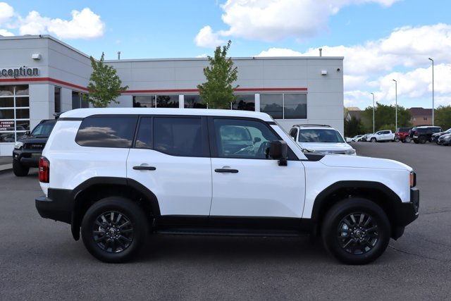 2024 Toyota Land Cruiser LOW KM!! 1958 4WD, Heated Seats / Steering, Center / Rear Diff Lock, Android Auto, Apple Carplay-3