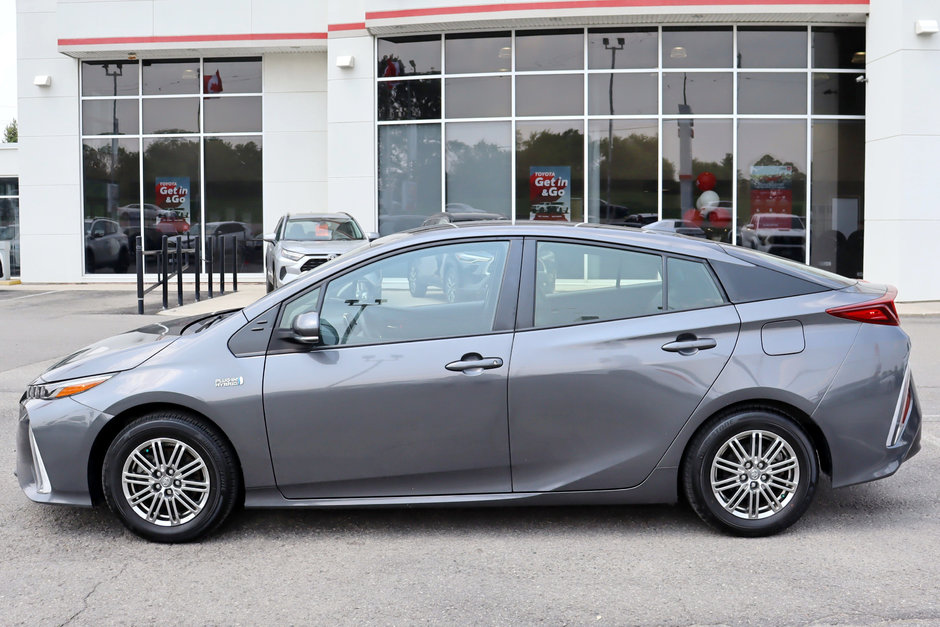 2022 Toyota PRIUS PRIME Upgrade, Plug-In Hybrid Electric, One Owner, Clean Carfax, 2 Sets of Wheels, Heated Seats, Nav-1