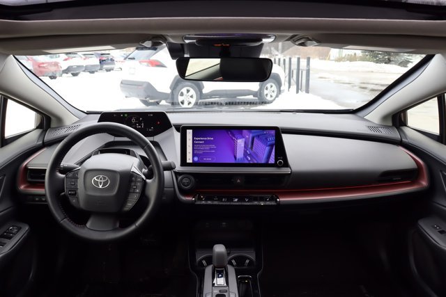 2024 Toyota PRIUS PRIME XSE Plug-In Hybrid Electric, Leather Heated Seats/Steering, Dual Sunroof, Up to 64KM EV Range-8