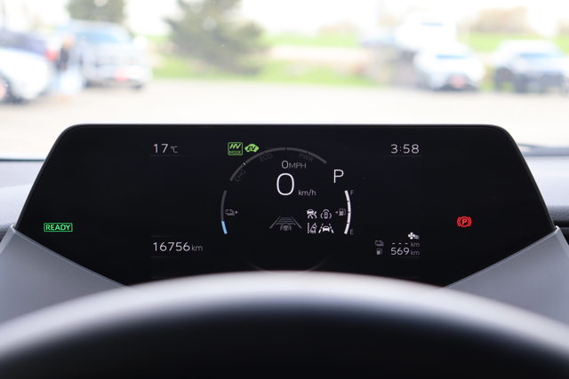 2024 Toyota PRIUS PRIME SE, Low KM!! Toyota Certified Used, Clean Carfax, Up to 72KM EV Range, Heated Seats / Steering-10