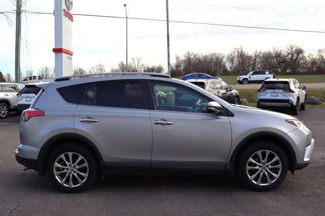 2018 Toyota RAV4 Limited AWD, Low KM! Leather Heated Seats / Steering, Sunroof, Nav, 360 Camera, Clean Carfax-3