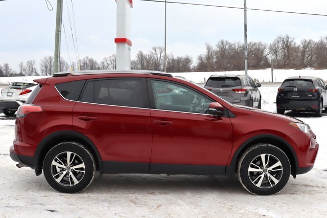 2018 Toyota RAV4 XLE AWD, Clean Carfax, One Owner, Brand New Tires, Safety Certified, Heated Seats/Steering, Sunroof-3