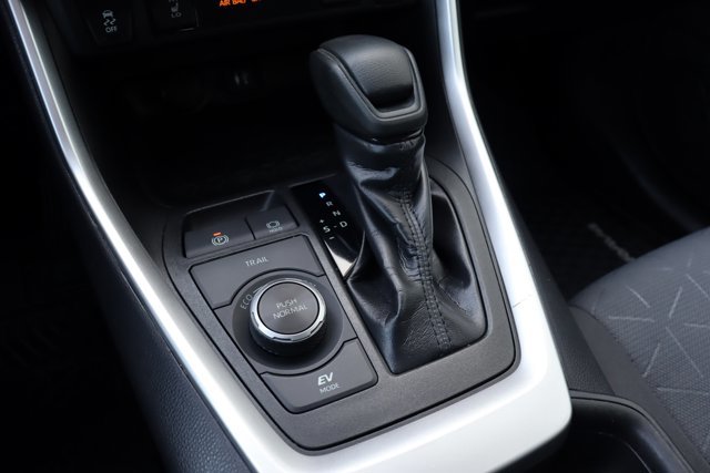 2019 Toyota RAV4 Hybrid XLE Hybrid Electric AWD, Heated Seats / Steering, Sunroof, Apple Carplay, EV Mode, Clean Carfax-11
