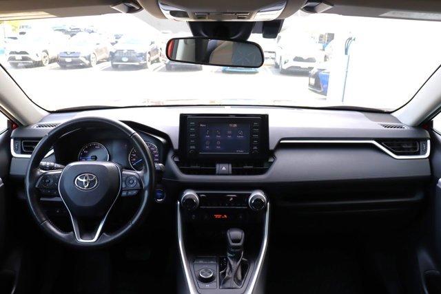 2019 Toyota RAV4 Hybrid XLE Hybrid Electric AWD, Heated Seats / Steering, Sunroof, Apple Carplay, EV Mode, Clean Carfax-8