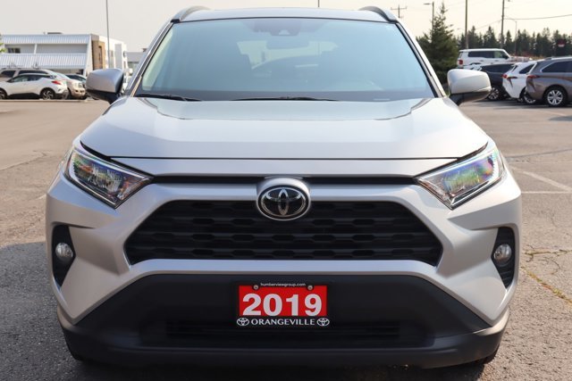 2019 Toyota RAV4 XLE, Heated Front Seats / Steering, Sunroof, Power Tailgate, Blind Spot, Clean Carfax-4