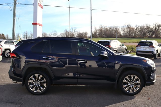 2020 Toyota RAV4 Limited AWD, Leather Heated/Ventilated Seats, Heated Steering, Sunroof, 360 Camera Clean Carfax-3