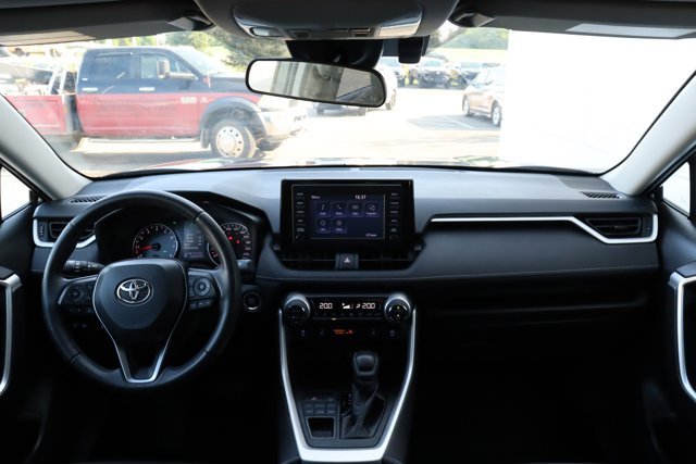 2021 Toyota RAV4 XLE AWD, Heated Seats / Steering, Sunroof, Android Auto, Apple Carplay, One Owner, Clean Carfax-8