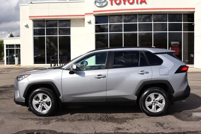 2021 Toyota RAV4 XLE AWD, Heated Front Seats / Steering, Sunroof, Blind Spot, Power Tailgate, Clean Carfax-1