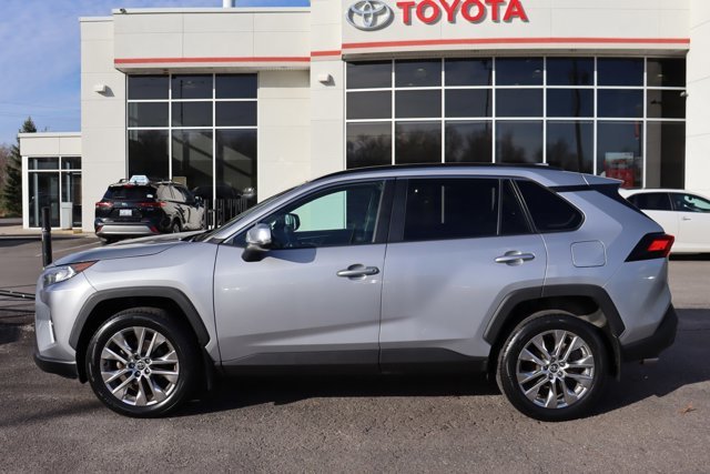 2021 Toyota RAV4 XLE Premium AWD, Leather Heated Seats / Steering, Sunroof, Power Tailgate, Blind Spot, Clean Carfax-1