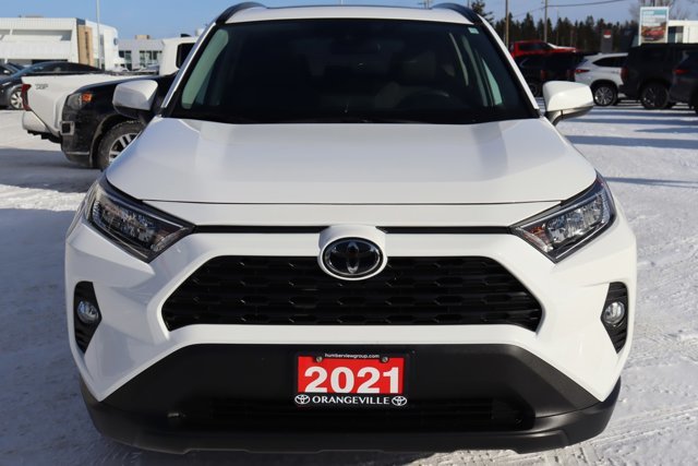 2021 Toyota RAV4 XLE AWD, One Owner, Clean Carfax, Brand New Tires, Heated Seats / Steering, Sunroof-4