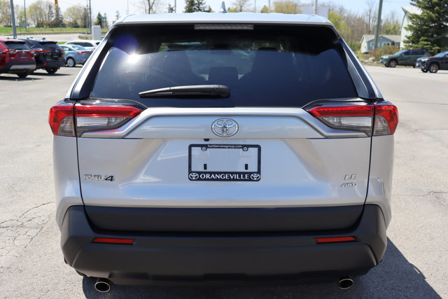 2022 Toyota RAV4 LE AWD, Clean Carfax, One Owner, Dealer Serviced, Heated Front Seats, Blind Spot Monitor-2
