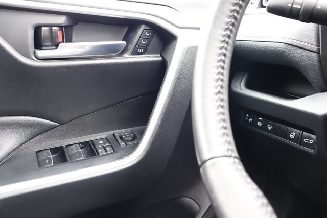 2022 Toyota RAV4 XLE Premium AWD, Clean Carfax, One Owner, Leather Heated Seats / Steering, Sunroof, Power Tailgate-15