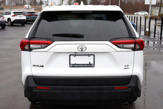 2023 Toyota RAV4 LOW KM!! LE AWD, Heated Front Seats, Android Auto, Apple Carplay, Blind Spot Monitor-2