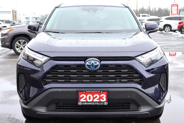 2023 Toyota RAV4 Low KM!! XLE Hybrid Electric AWD, Heated Front Seats / Steering, Sunroof, Power Tailgate, Blind Spot-4