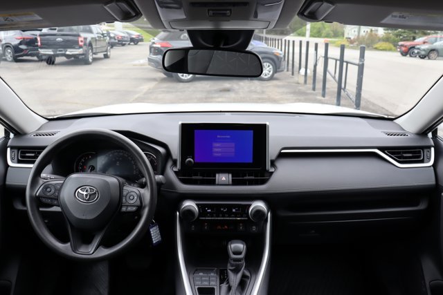 2024 Toyota RAV4 LE AWD, Low KM! Toyota Certified Used, Clean Carfax, Heated Front Seats, Android Auto, Apple Carplay-8