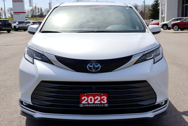 2023 Toyota Sienna Limited Hybrid Electric AWD, 7 Passengers, Leather Heated/Ventilated Seats, Rear Seat Entertainment-4