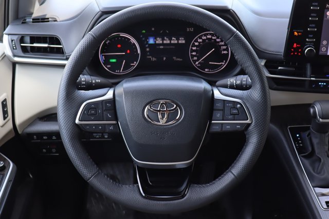 2023 Toyota Sienna Limited Hybrid Electric AWD, 7 Passengers, Leather Heated/Ventilated Seats, Rear Seat Entertainment-9