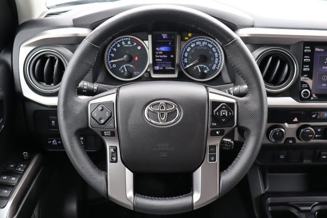 2023 Toyota Tacoma SR5 Double Cab 4x4, Low KM!! Clean Carfax, Toyota Certified Used, Heated Front Seats-9