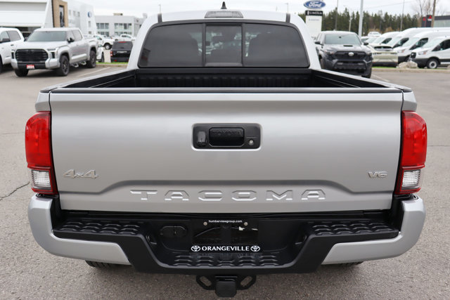 2023 Toyota Tacoma SR5 Double Cab 4x4, Low KM!! Clean Carfax, Toyota Certified Used, Heated Front Seats-2