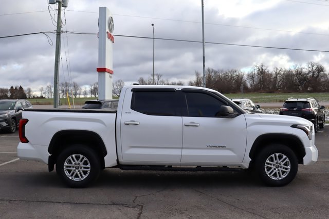 2022 Toyota Tundra SR5 4x4 Crewmax, Clean Carfax, Dealership Serviced, Running Boards, Tonneau Cover, Heated Seats-3