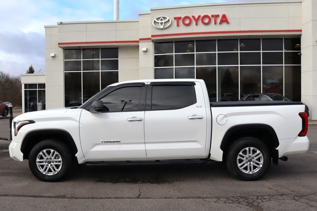 2022 Toyota Tundra SR5 4x4 Crewmax, Clean Carfax, Dealership Serviced, Running Boards, Tonneau Cover, Heated Seats-1