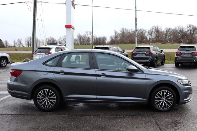 2021 Volkswagen Jetta Highline, Clean Carfax, Leather Heated Seats, Sunroof, Navigation, Android Auto, Apple Carplay-3