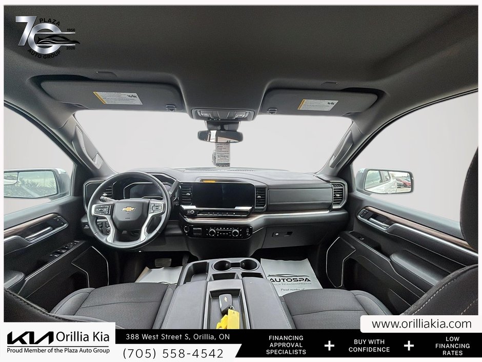 2025 Chevrolet Silverado 1500 LT 4X4 | CLEAN CARFAX | CREW CAB