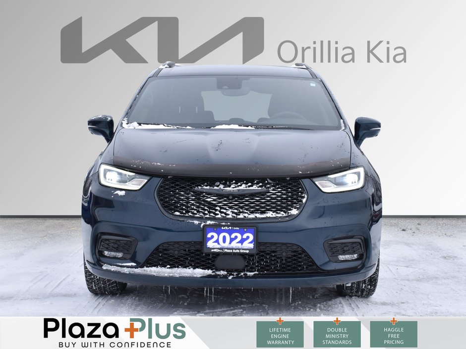 2022 Chrysler Pacifica Touring Limited 8 Passenger | Leather | Loaded