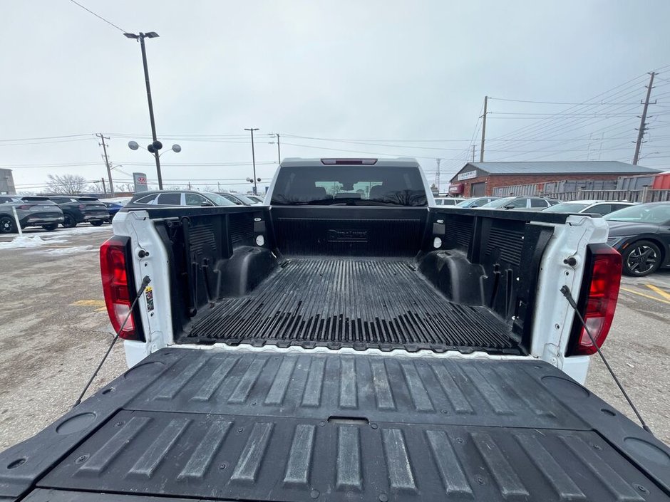 2023 GMC Sierra 1500 SLE