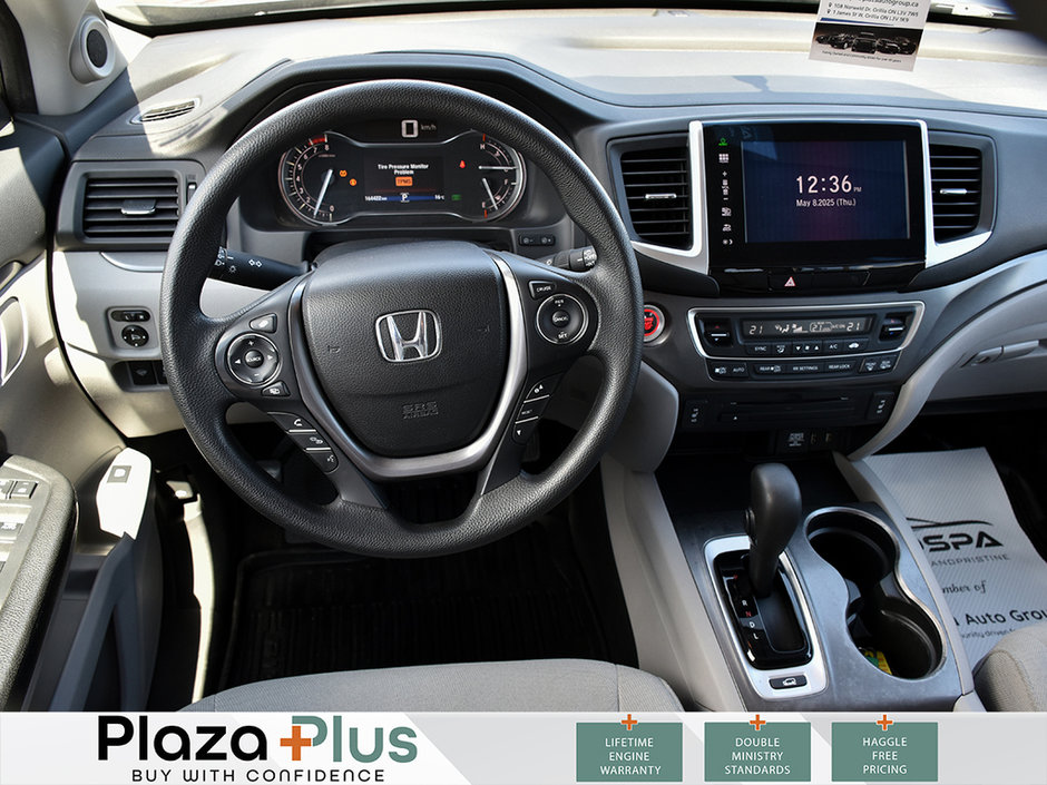 2016 Honda Pilot LX HEATED SEATS / BLUETOOTH / BACK UP CAMERA / LX