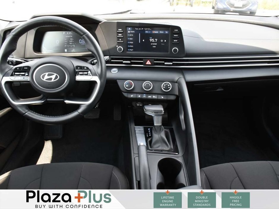 2024 Hyundai Elantra Preferred ANDROID AUTO | APPLE CARPLAY | HEATED SEATS