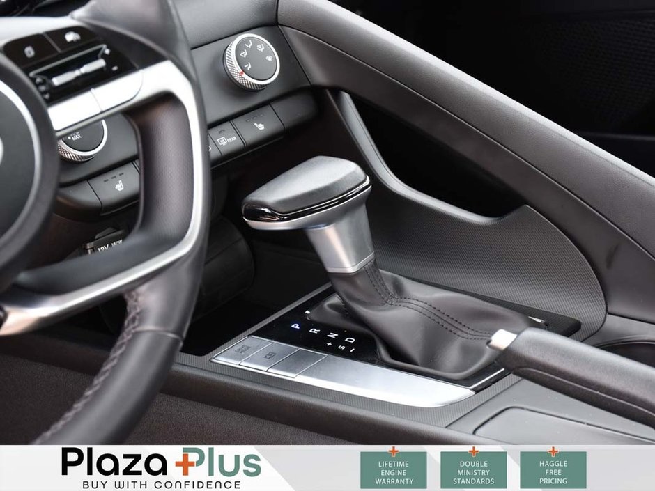 2024 Hyundai Elantra Preferred ANDROID AUTO | APPLE CARPLAY | HEATED SEATS