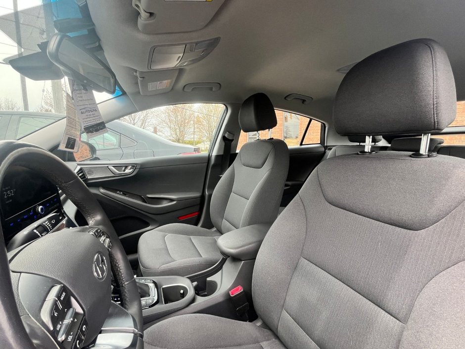 2020 Hyundai Ioniq Plug-In Hybrid Preferred-6