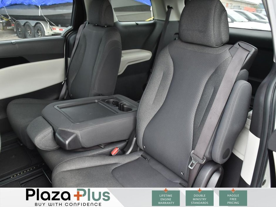 2024 Kia Carnival LX+