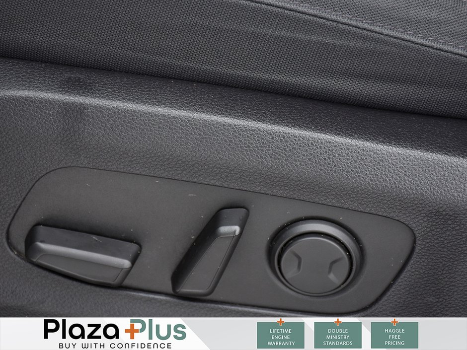 2024 Kia Carnival LX+ 8 Passenger Seating | Clean CarFax Report | Certified |